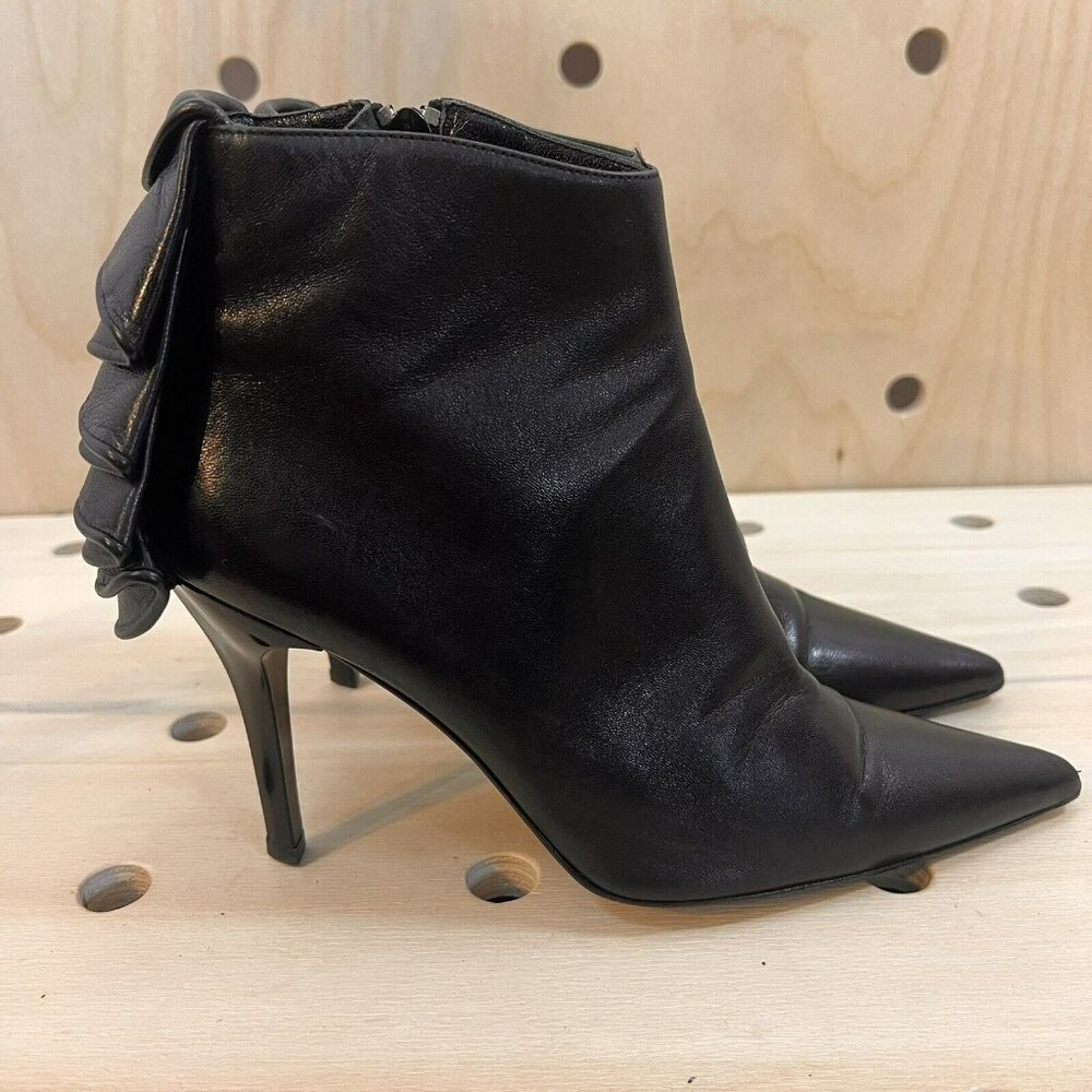 Patrick Cox Women’s Black Ruffle Leather Ankle Boots Stiletto Booties 36 US 5.5